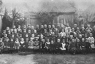 Ginsheimer Kindergarten um 1900