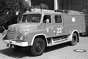 Tanklöschfahrzeug TLF 16/25 (im Einsatz 1971-1996) - Bildrechte: Jürgen Karheiding