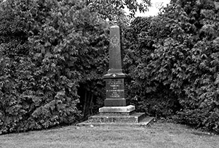 Kriegerdenkmal von 1870/71 am Friedrich-Ebert-Platz