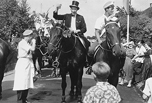 Georg Dauborn jun. als Merkel 1958